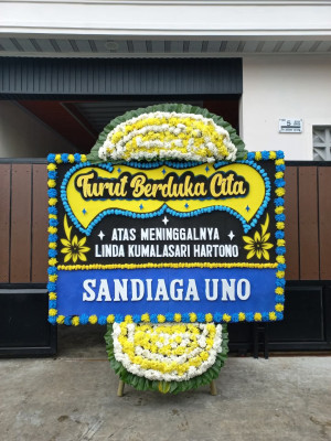 Papan Bunga Duka di Porsea