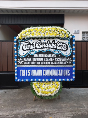 Papan Bunga Duka di Porsea